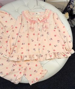 KiHan – Đồ Ngủ Nữ Dài Tay Trắng Kem Họa Tiết Cún Nhí Cổ Bẻ Pijama