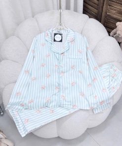 KiHan – Đồ Ngủ Nữ Dài Tay Kẻ Sọc Pastel Họa Tiết Gấu Nhí Cổ Bẻ Pijama